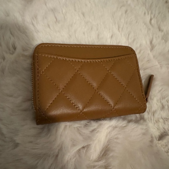 Chanel Zipper Cardholder in Dark Beige Lambskin Ghw - Picture 2 of 3